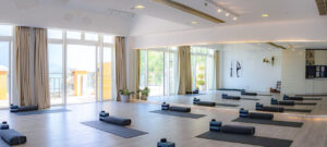 full-view_yogaUP-studio-1